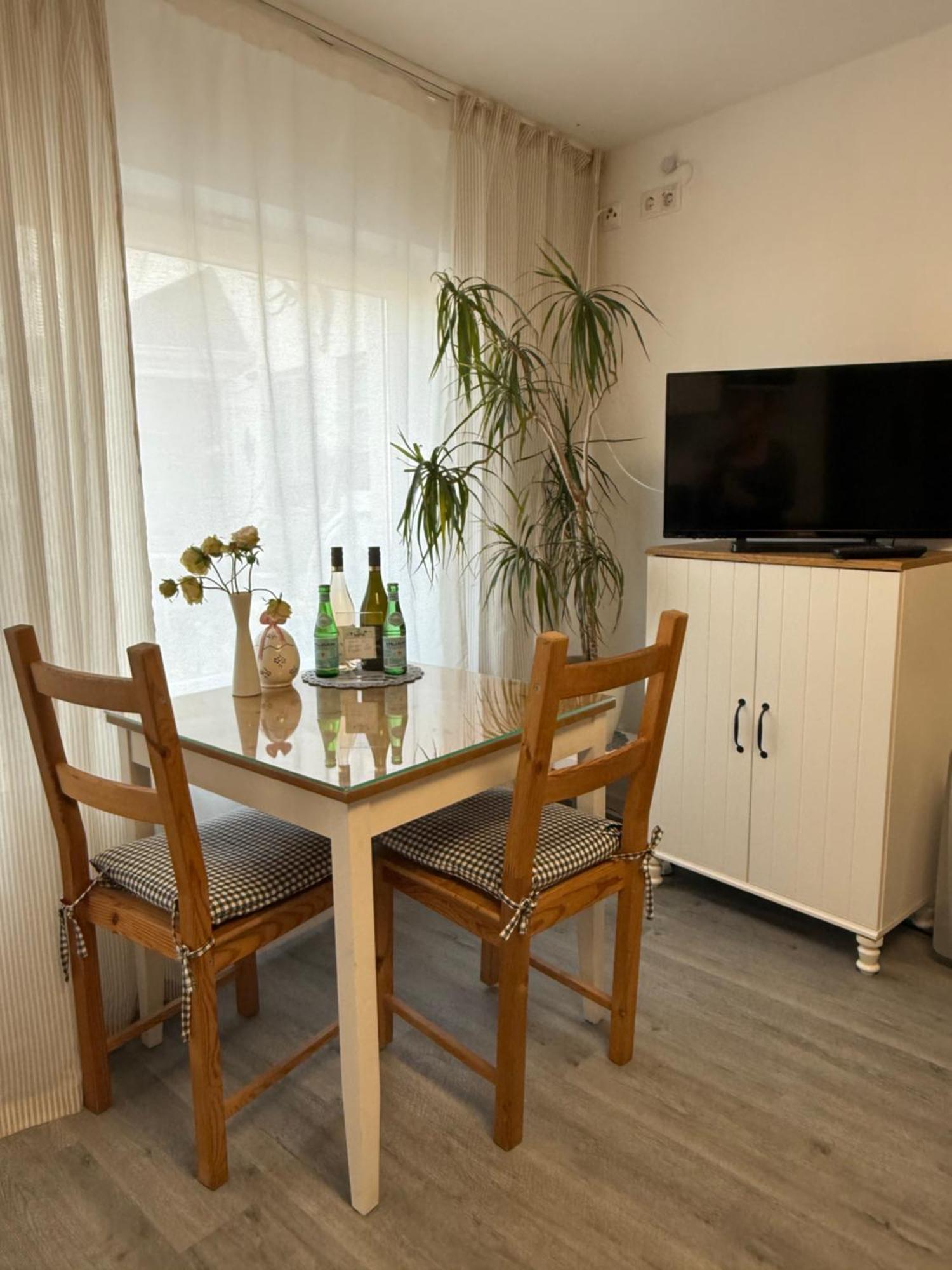 Apartment Am Rotweinwanderweg Bad Neuenahr-Ahrweiler Exteriör bild